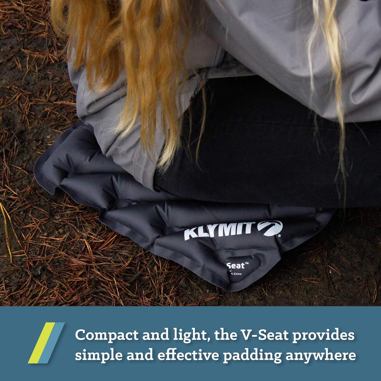 Cojín Inflable Klymit V para Acampar y Gradas, Gris