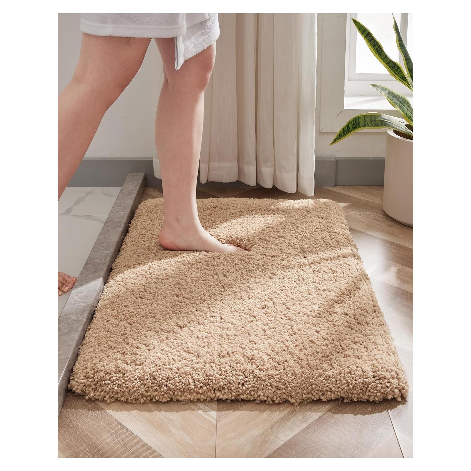 Alfombra de baño Disolla 17x24 antideslizante beige suave