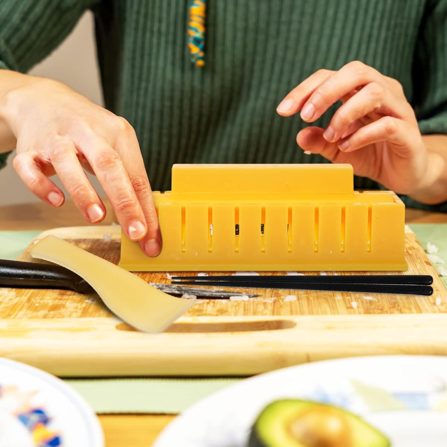 Kit de Hacer Sushi Hemoton 4 Piezas con Palillos