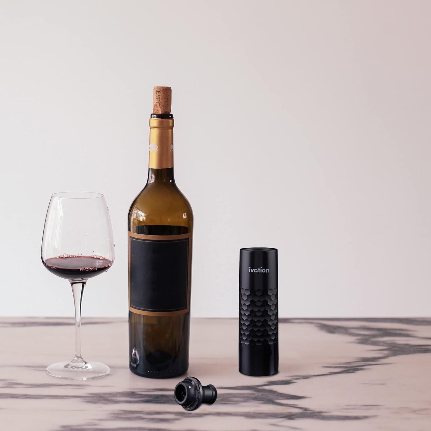 Bomba de Vino Recargable Ivation con 4 Tapones y Cargador USB