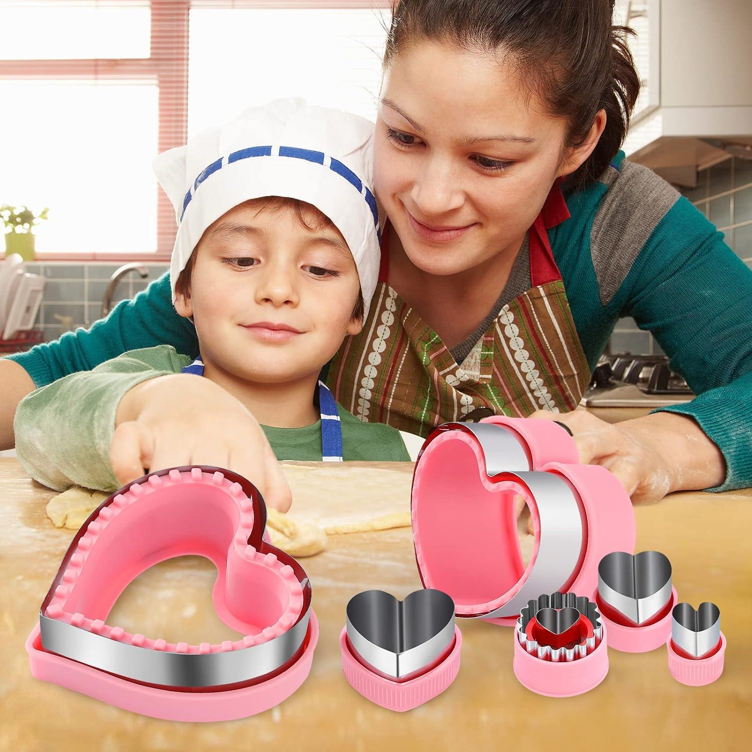 Juego de Cortadores de Galletas Corazón BakingWorld 6 Pcs