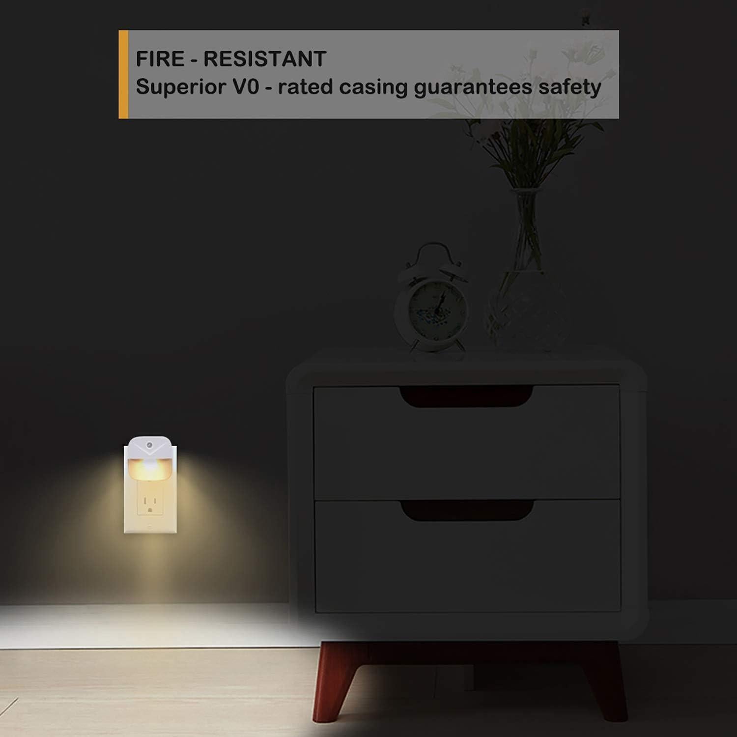 Luz Nocturna LED Uigos, Sensor Crepúsculo, Paquete de 6