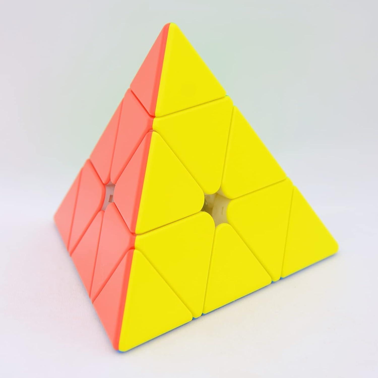 Cubo Pyraminx M GAN Magnético 36 Imanes 6.6 cm Estándar