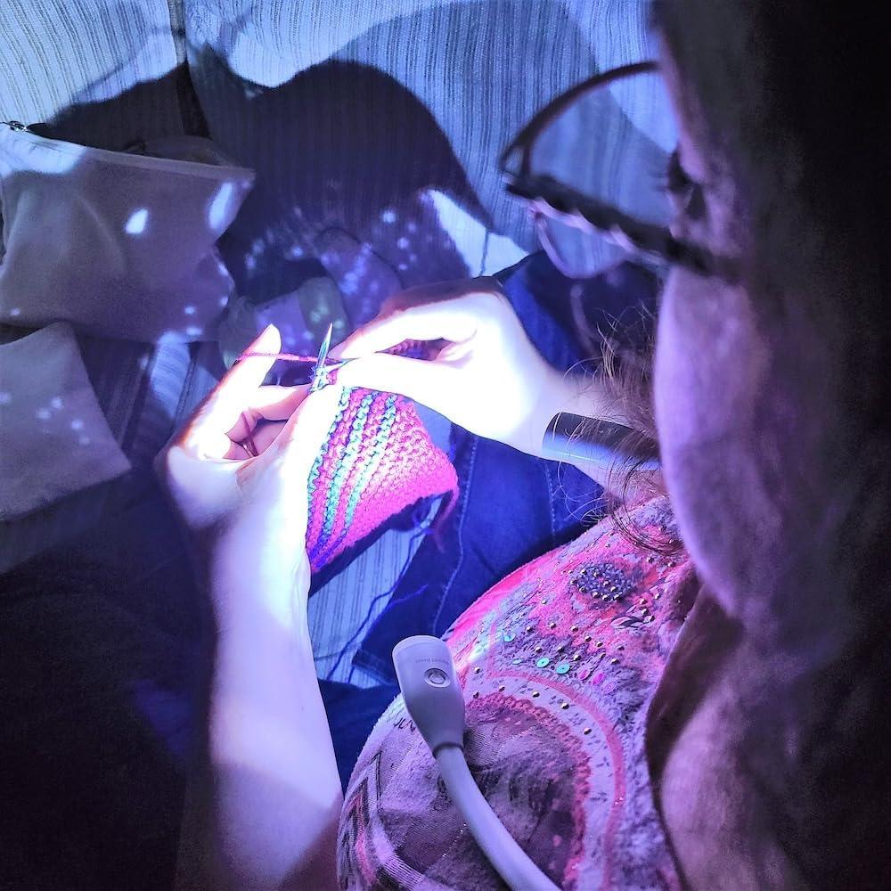 Luz de Tejer Lumos Blanca, Ajustable y Recargable