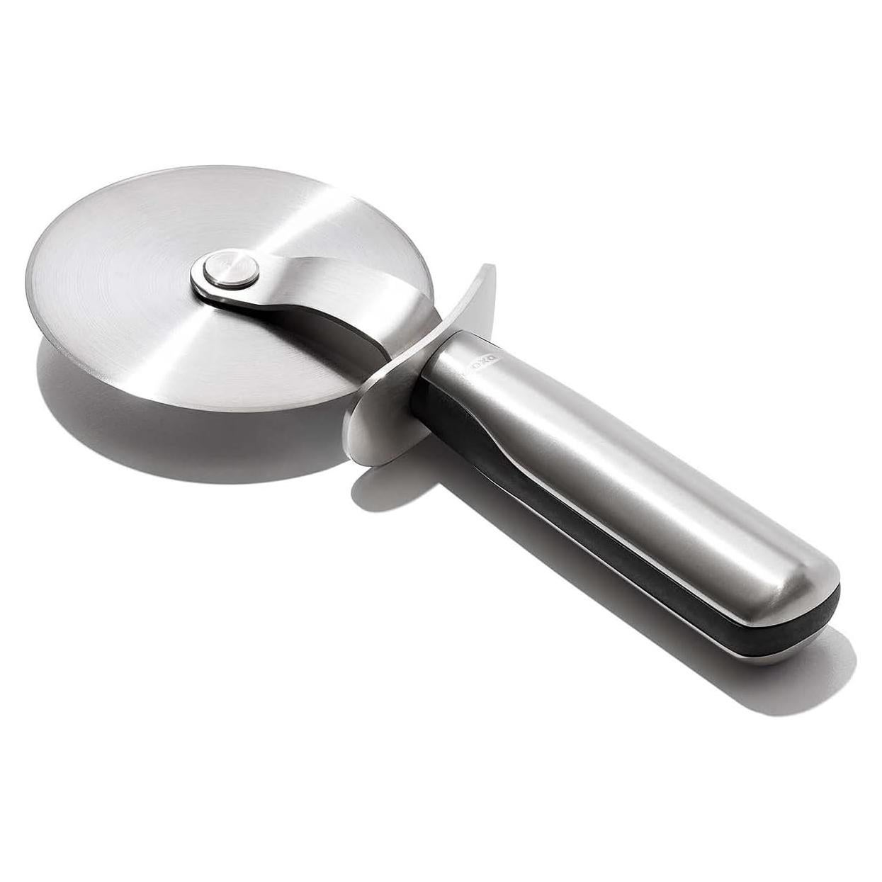 Rueda de Pizza OXO Acero Inoxidable 10 cm con Protector