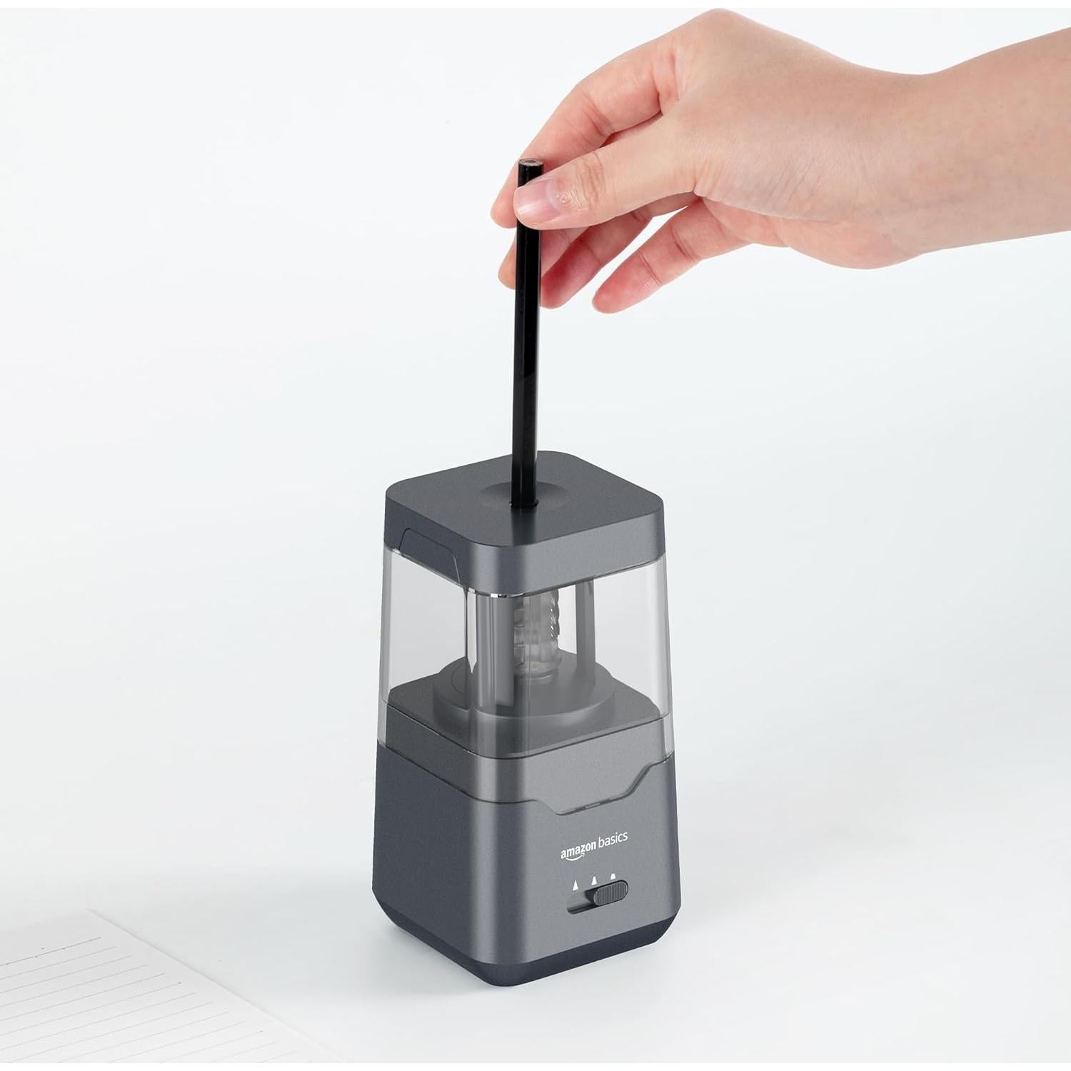 Afilador de lápices eléctrico Amazon Basics, automático, portátil