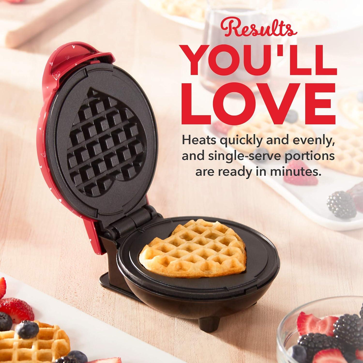 Mini Máquina de Waffles DASH Corazón Rojo 10 cm Antiadherente