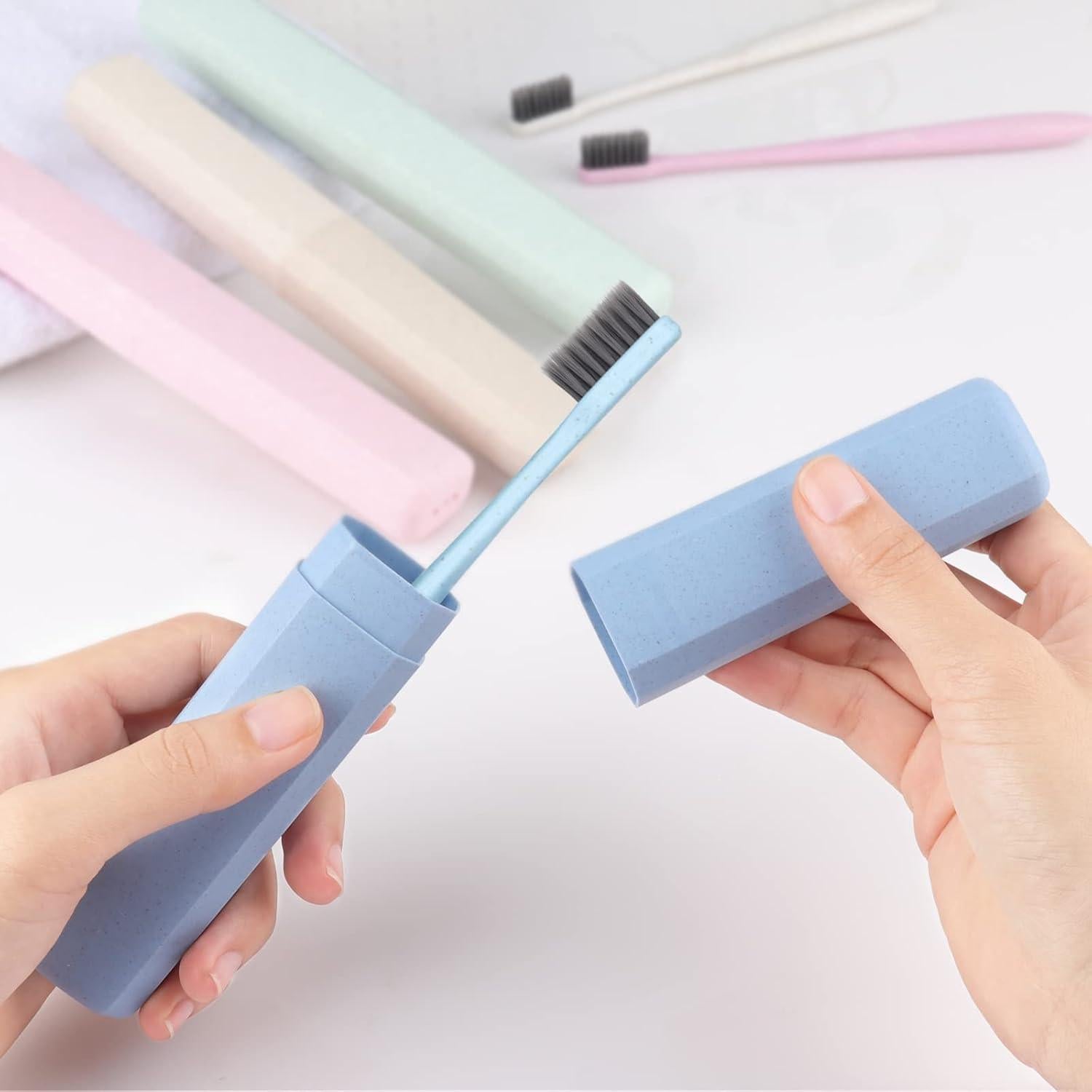 Estuche de Cepillo de Dientes Hooqict 4 Piezas Viaje