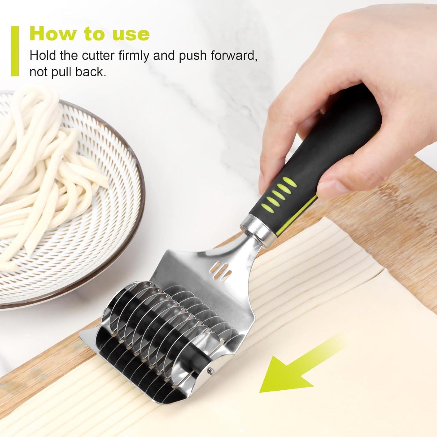 Rodillo Cortador de Fideos KYUEWRT Acero Inoxidable 24x11.5 cm