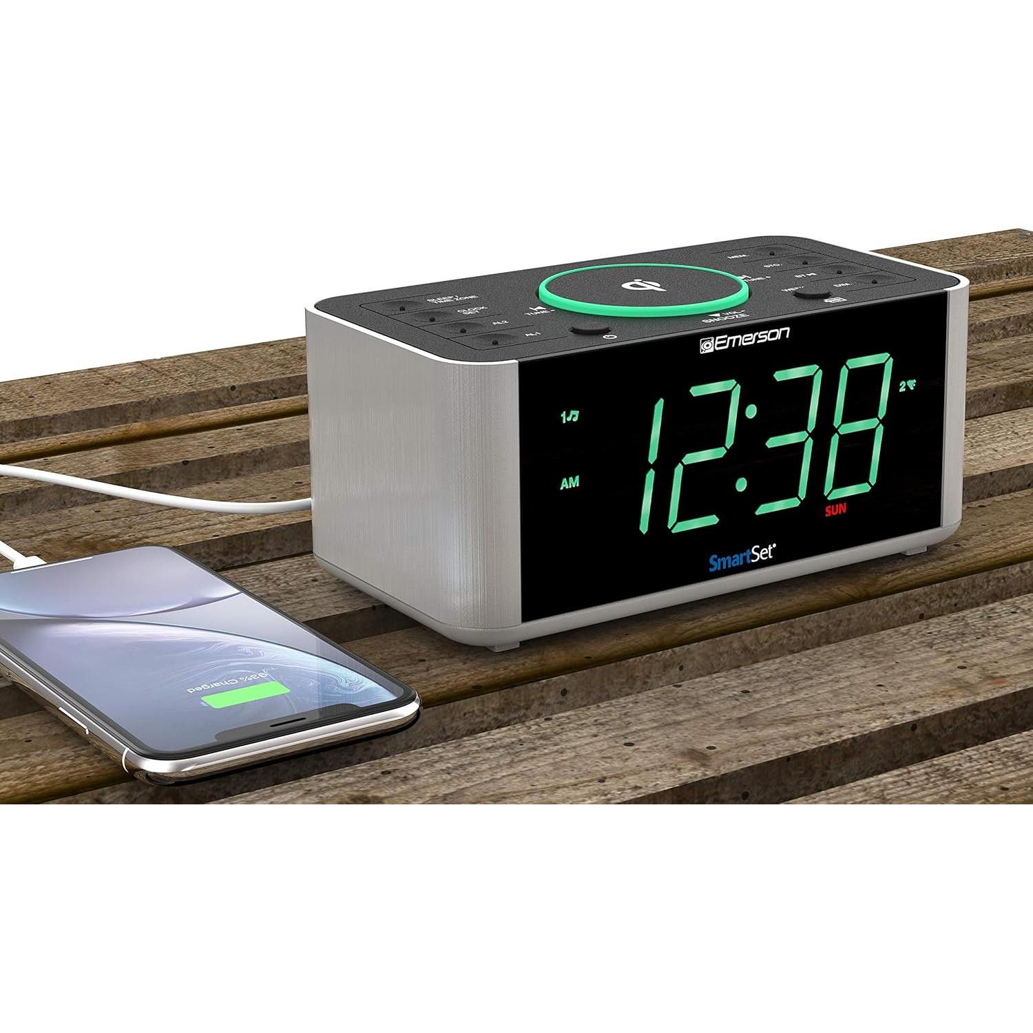 Reloj Despertador Emerson ER100202 con Carga Inalámbrica y Bluetooth
