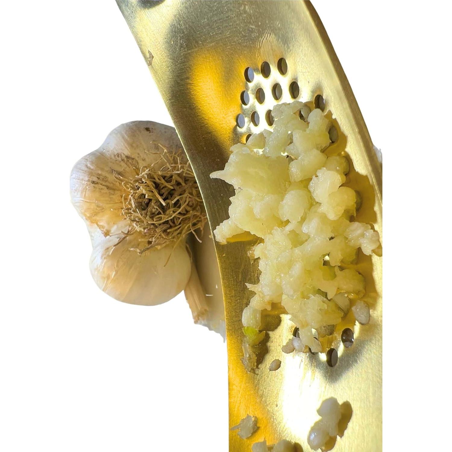 Prensa de Ajo Dorada Wild Peace - Acero Inoxidable 81g