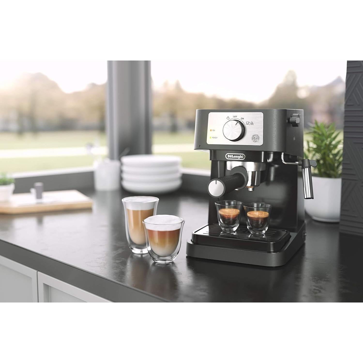 Máquina de Espresso De'Longhi Stilosa 15 Bar con Espumador