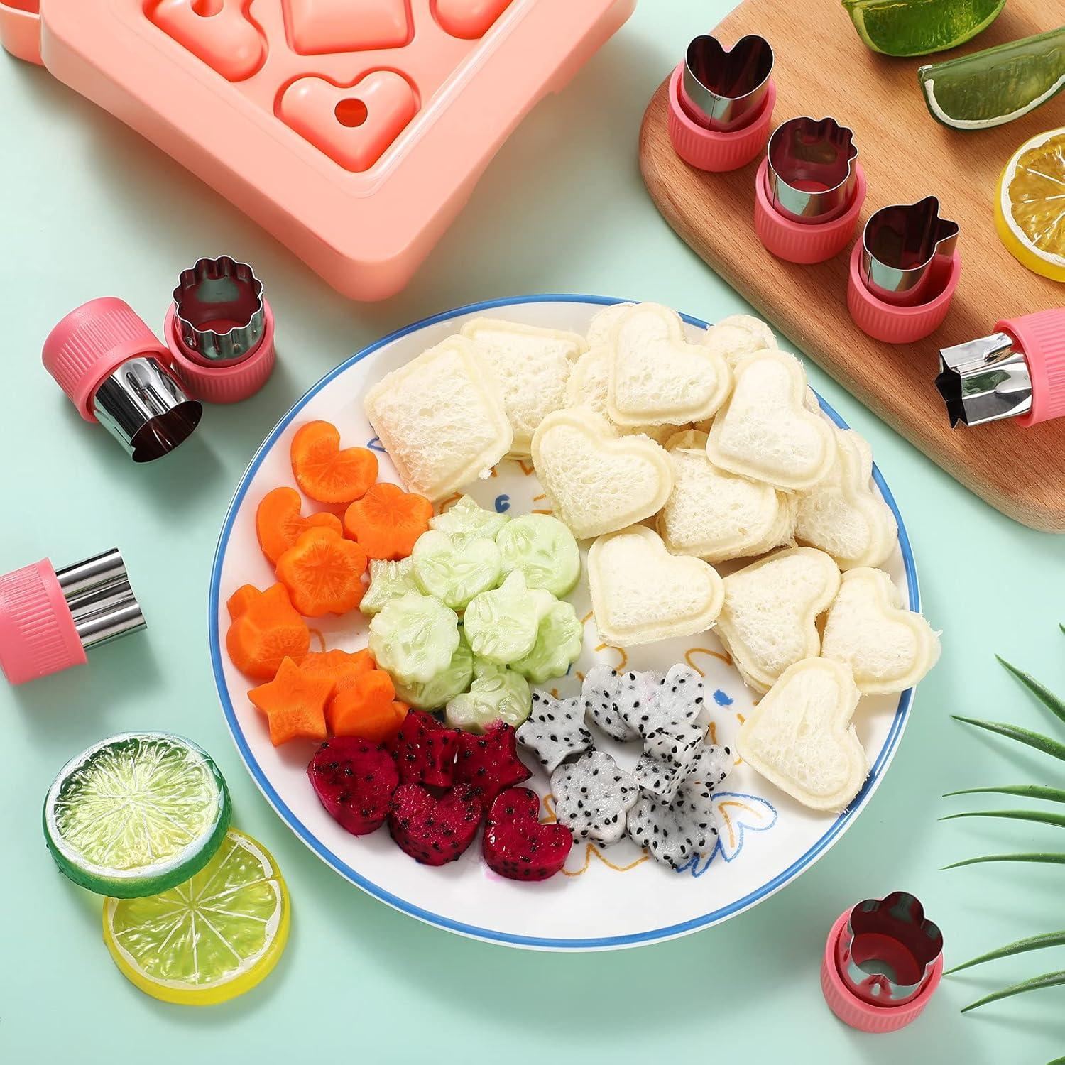 Juego de 9 Cortadores de Sándwich y Frutas Mimorou