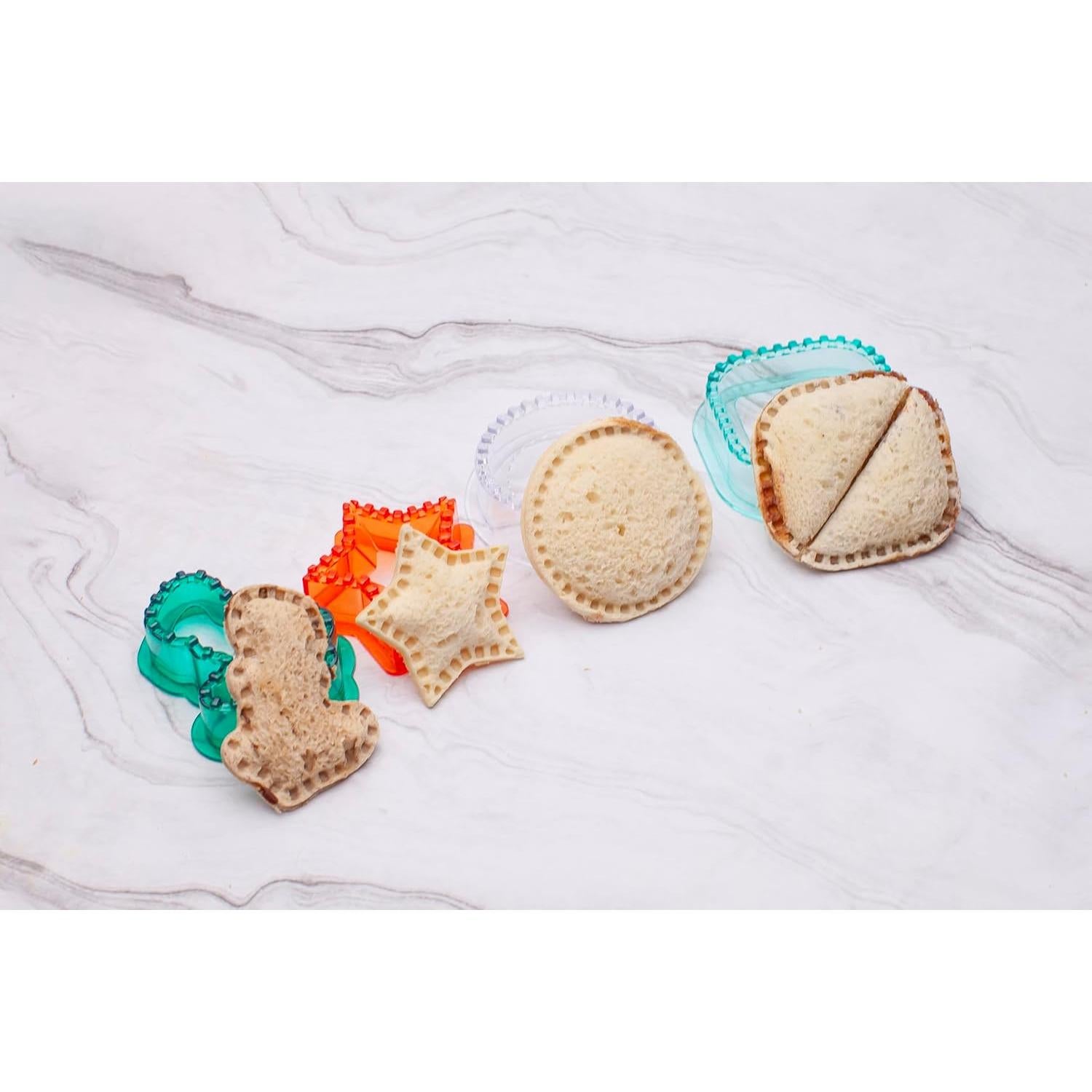 Juego de Cortadores de Sándwich Tovla Jr. 4 Formas + Soporte