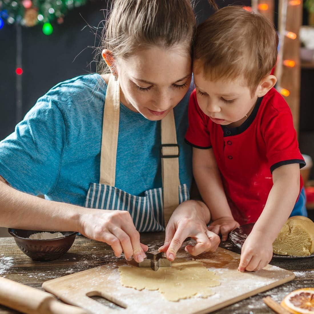Cortadores de Galletas Mickey ZADE - Acero Inoxidable 8 Pcs