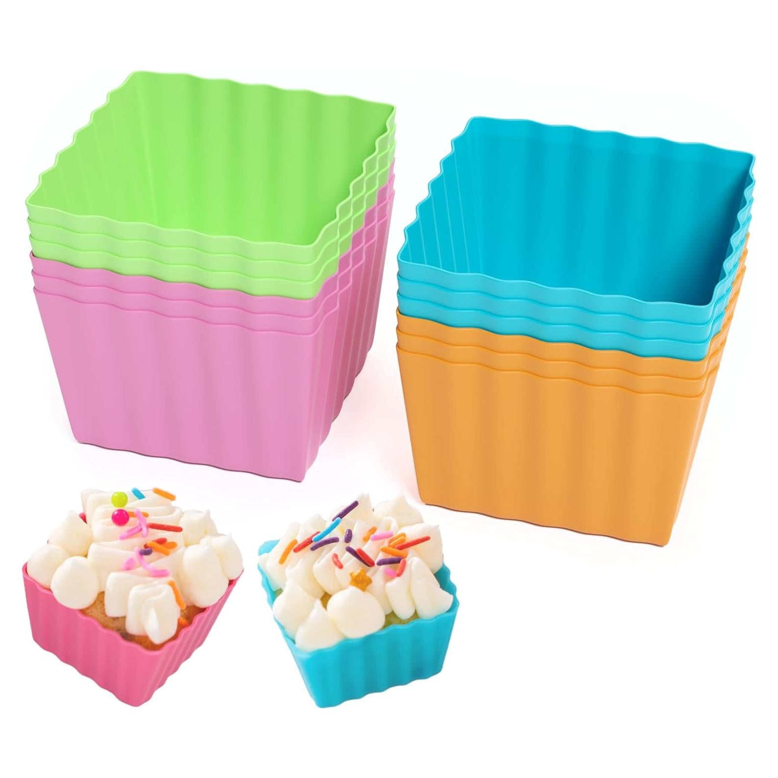 Moldes Cuadrados de Silicona Bakerpan - Set de 12