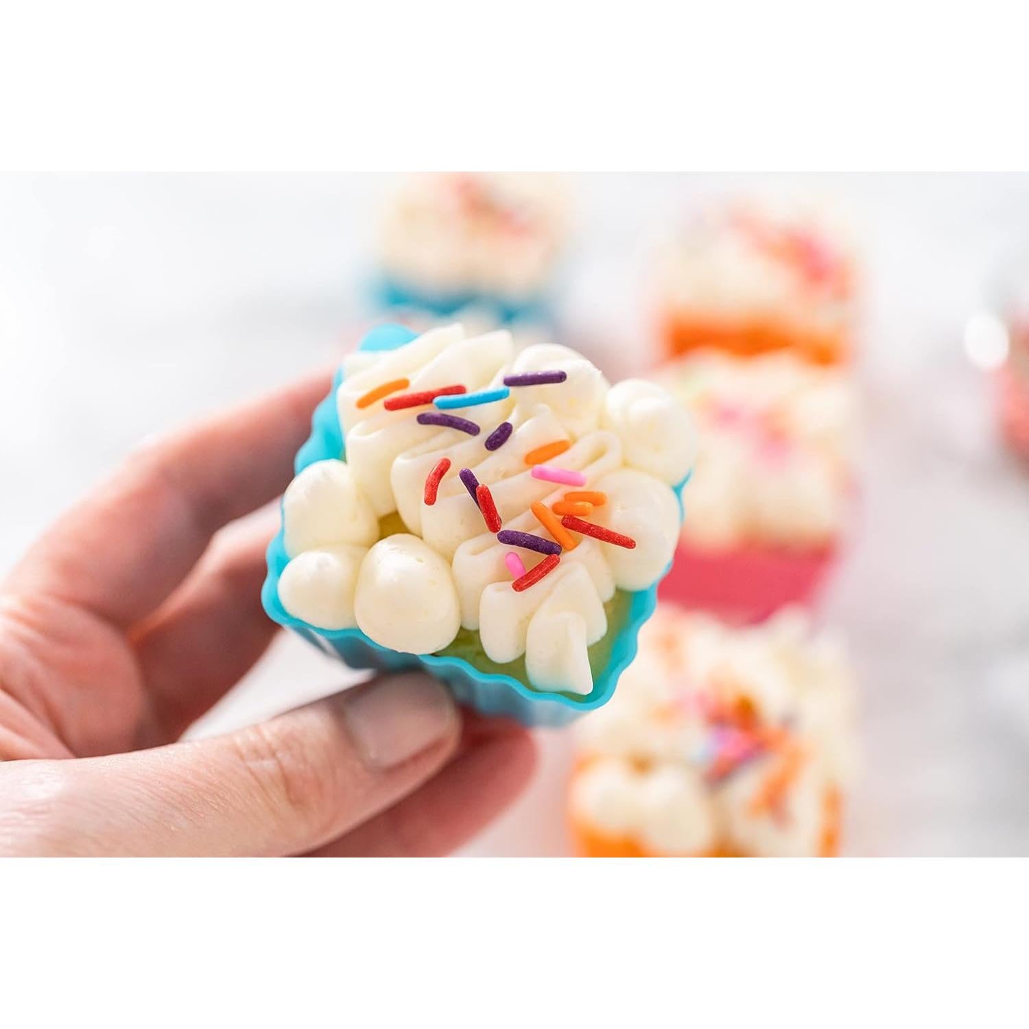 Moldes Cuadrados de Silicona Bakerpan - Set de 12