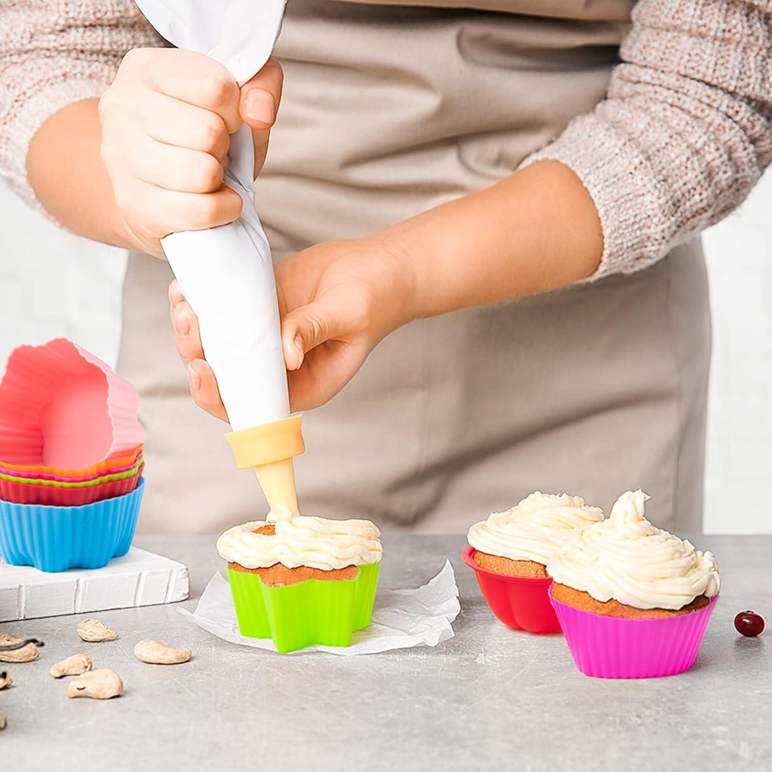 Set de 42 Moldes de Silicona R HORSE para Cupcakes Flor