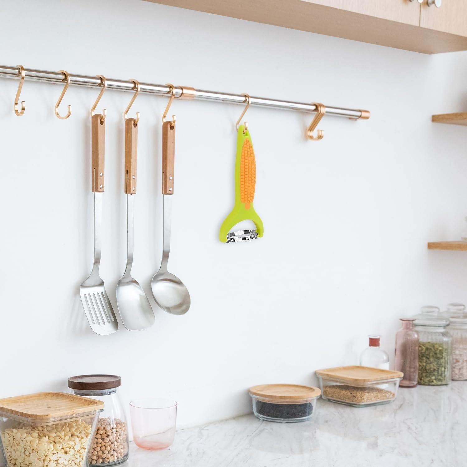 Corn Peeler, Professional Household Corn Peeler tool, Corn Stripper Tool with Ergonomic Non-Slip Handle, Stainless Steel Kitchen Tool, Good Durable Kitchen Gadgets, Yellow