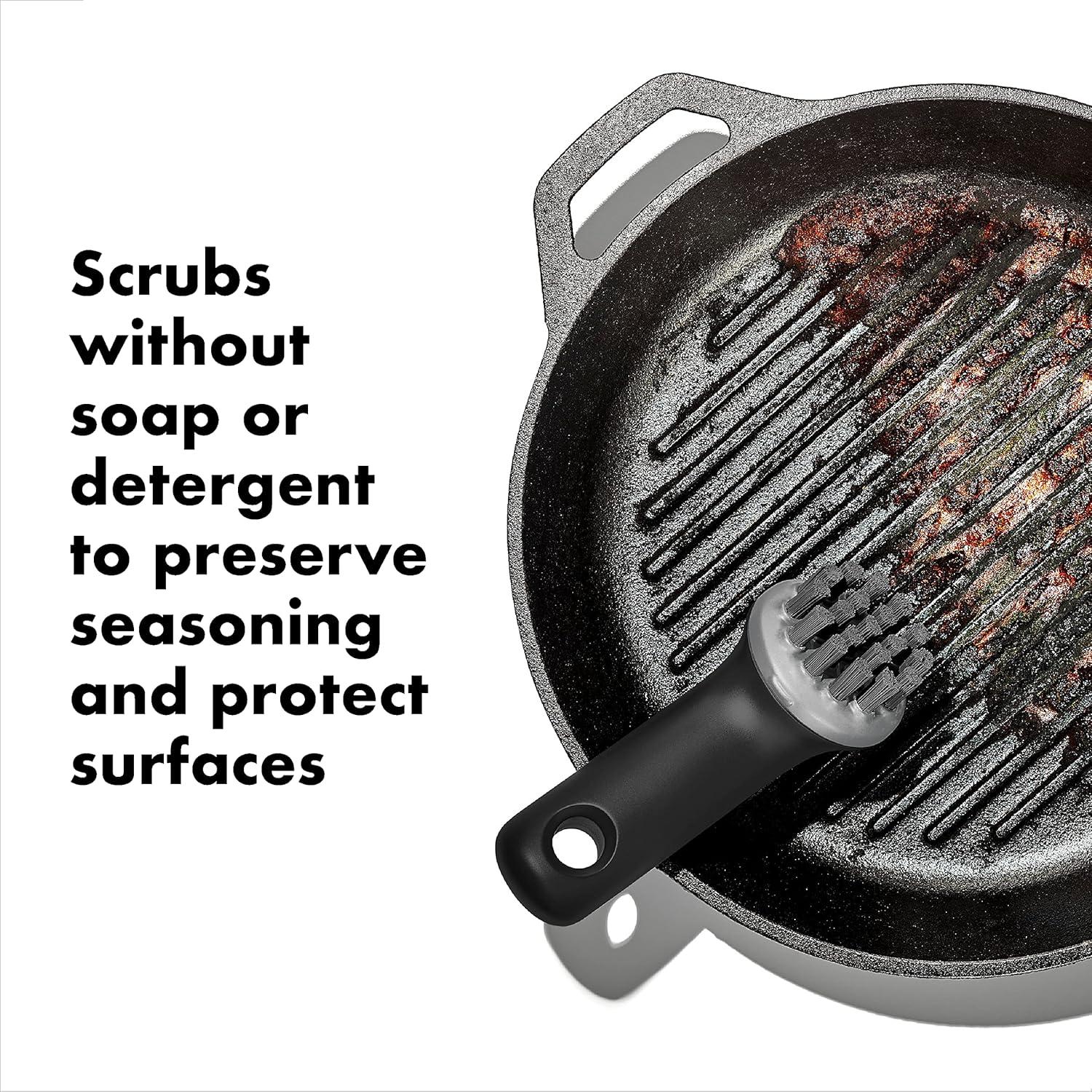 Cepillo de Hierro Fundido OXO Good Grips 13.78x11.18cm