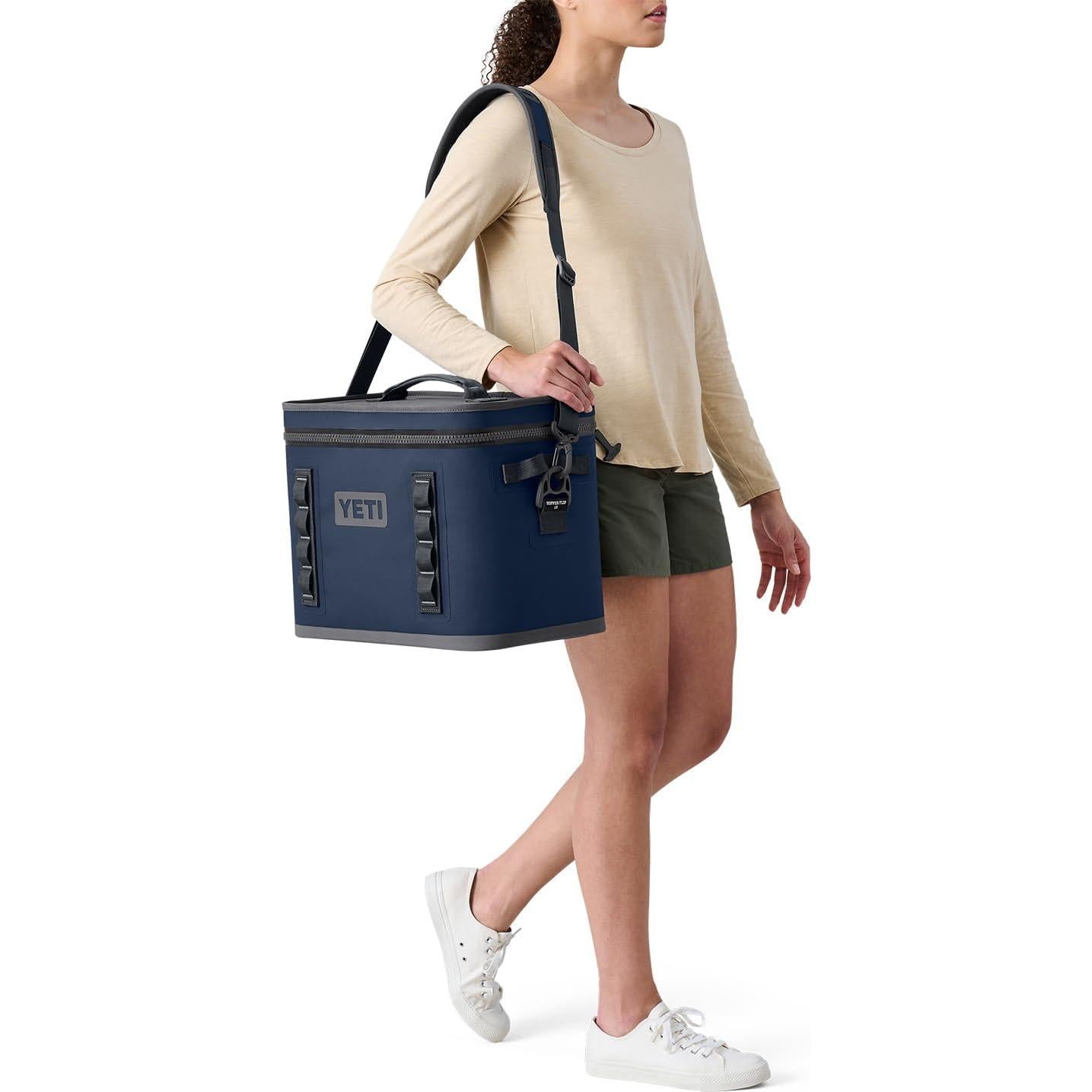 Enfriador Suave YETI Hopper Flip 18 Violeta 2.31 kg