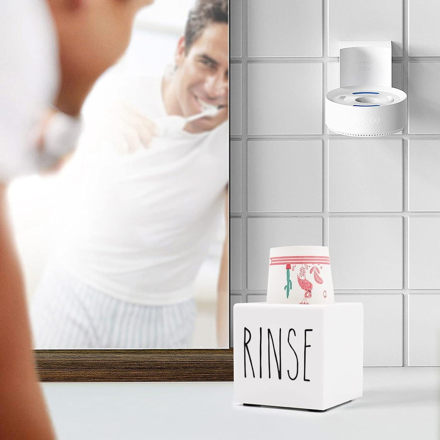 Dispensador de Copas de Acrílico Dixie 88ml Blanco