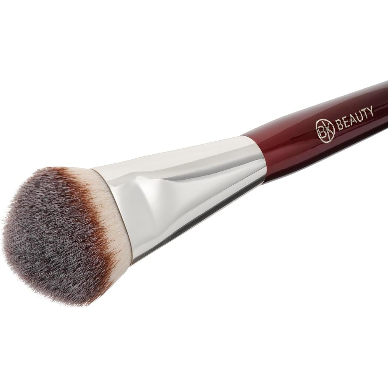 Brocha Mini Contournada para Base BK Beauty 109 - Vegana