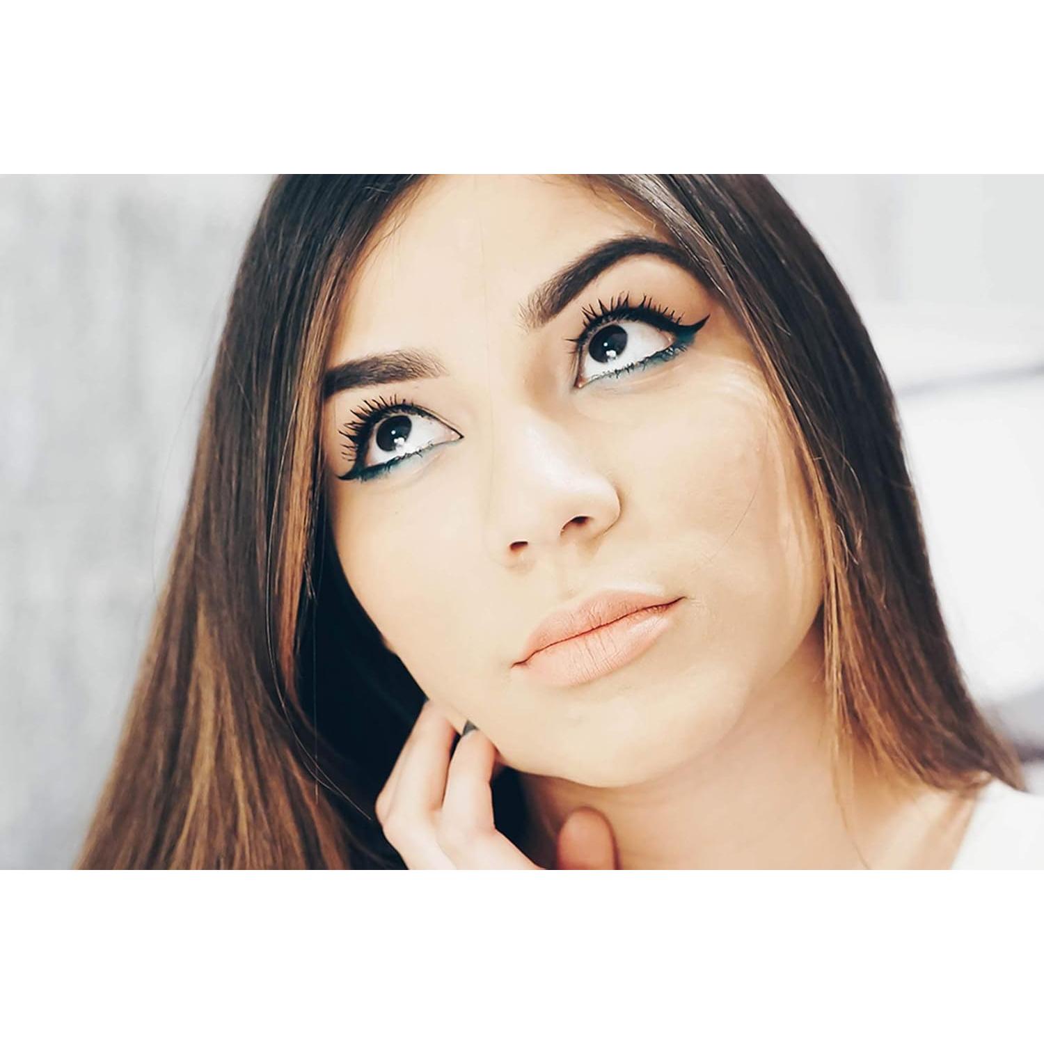 Máscara de Pestañas Falsas Volumen Extremo Esencia - Vegana