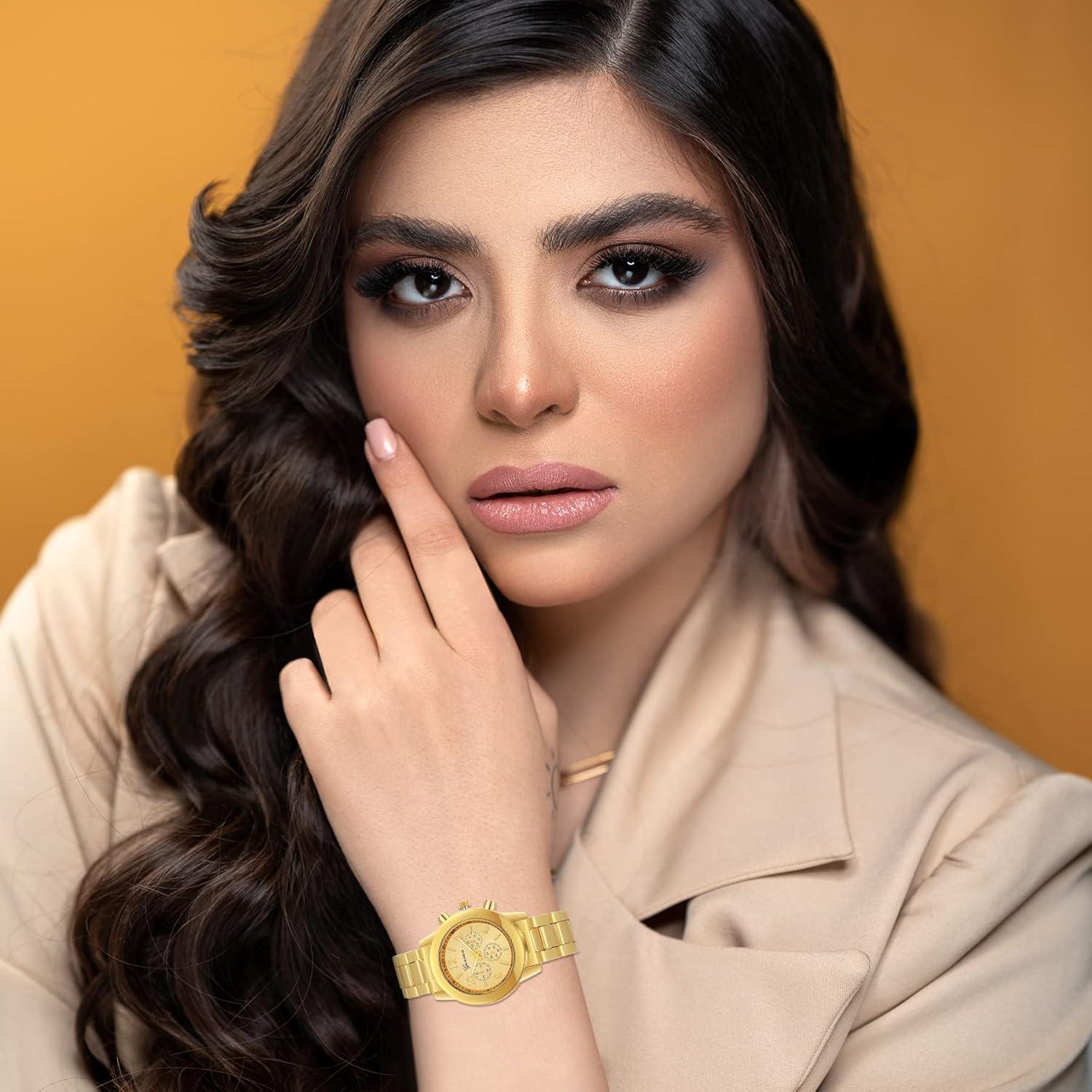 Reloj de Vestir de Lujo JewelryWe Dorado con Cristales