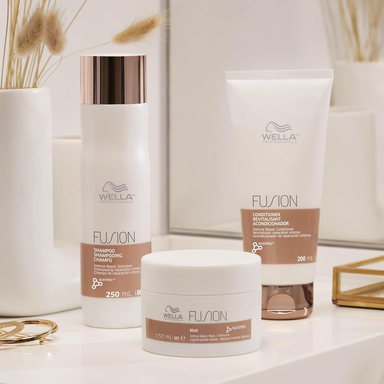 Acondicionador Wella Professionals Fusion 1000ml Reparador