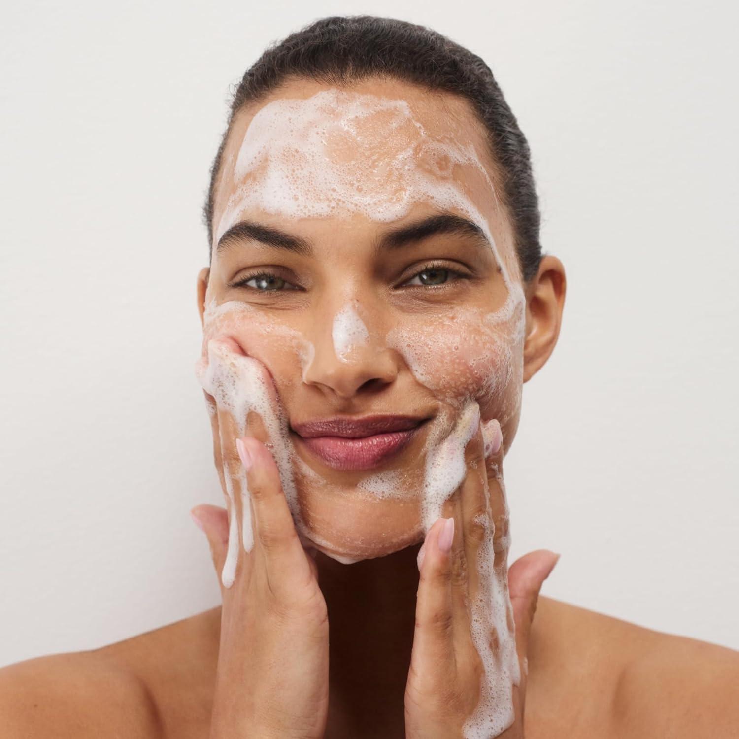 Limpiador Facial Espumoso Diario Detox goop 153 ml