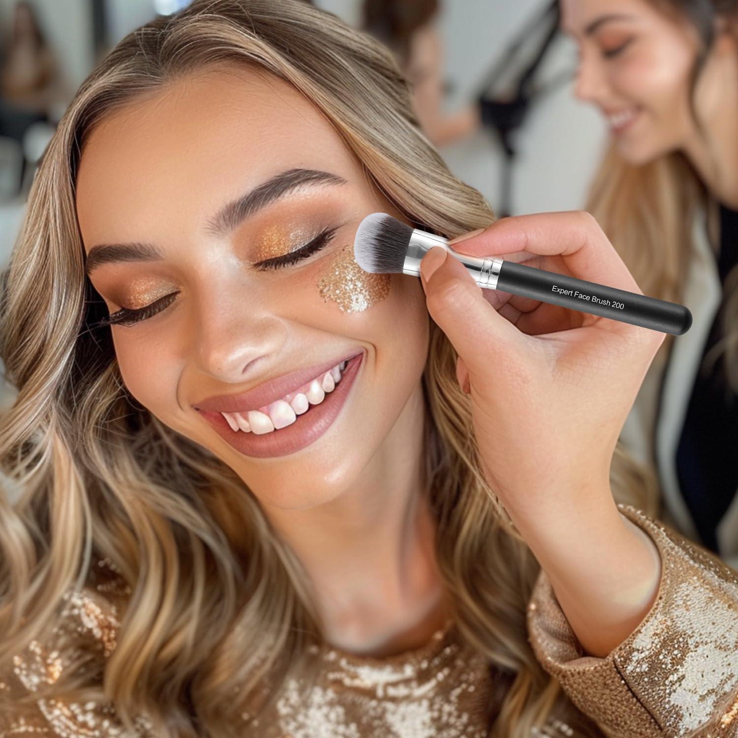 Brocha de Maquillaje Profesional ENERGY 200 Vegana Densa