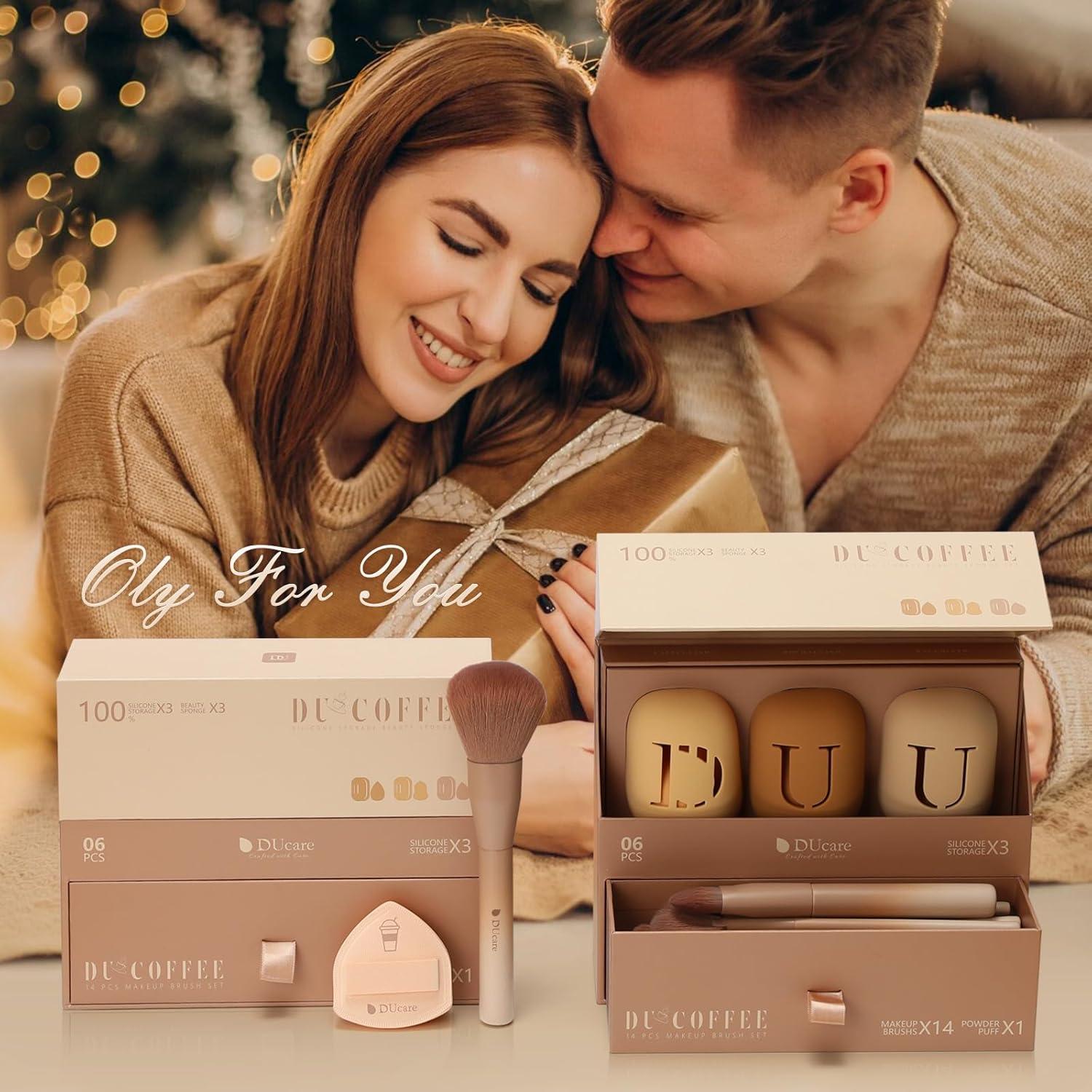 Juego de Brochas de Maquillaje DUcare 14Pcs con Esponjas