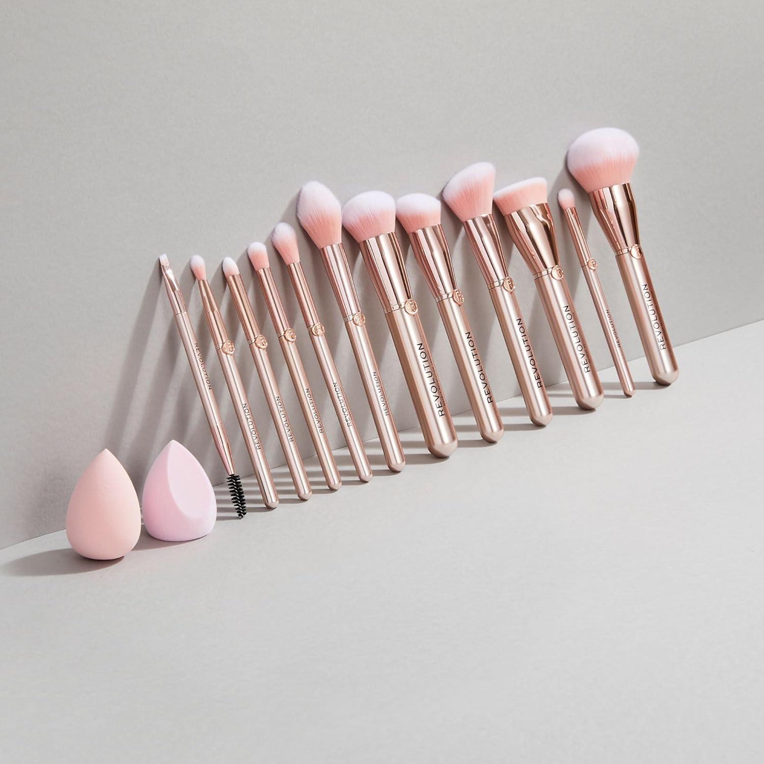 Brocha de Fundación Angulada Makeup Revolution R8 Vegana