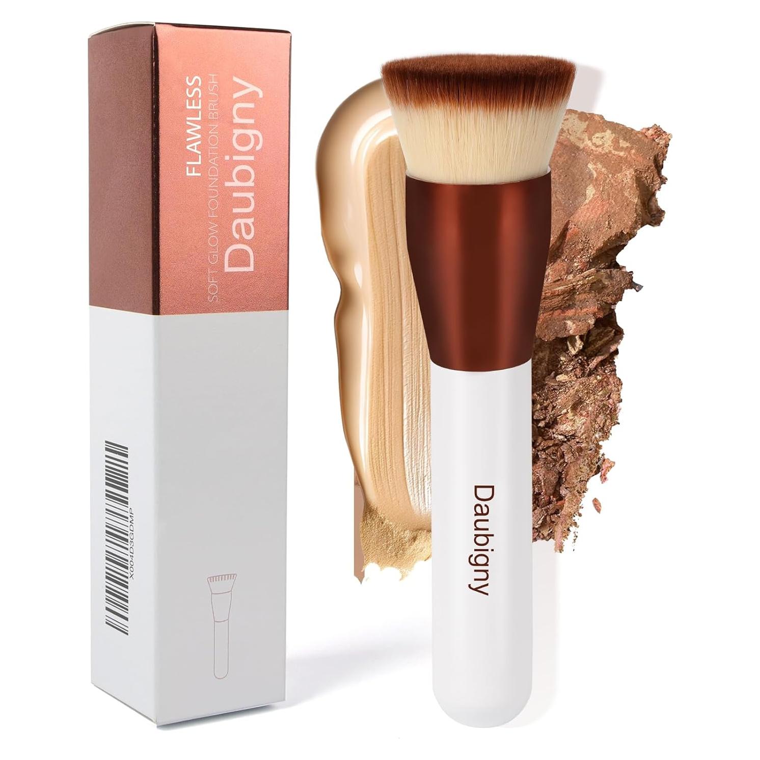 Brocha de Maquillaje Daubigny 3.4 cm Premium Blanca