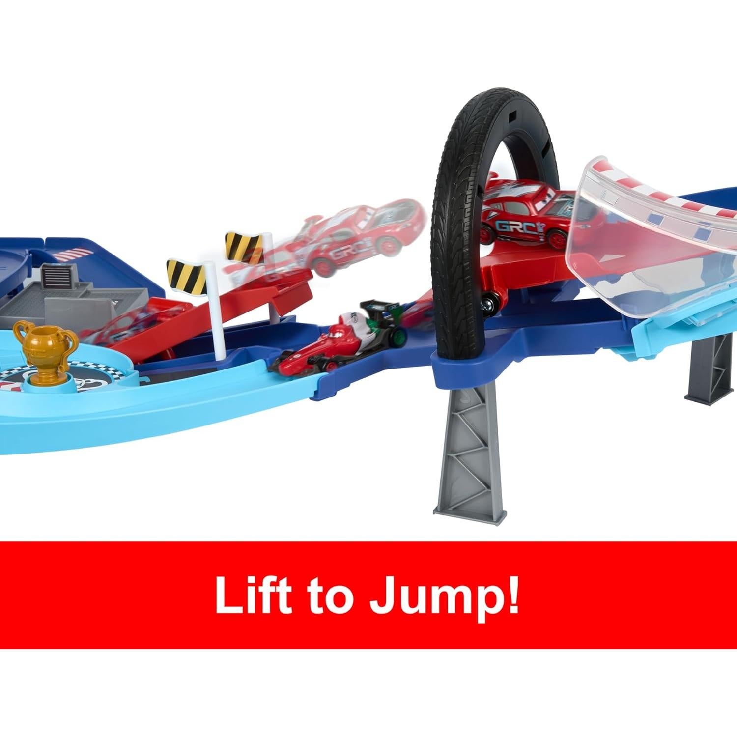 Set de Juego GRC Jumping Raceway Mattel Cars con 2 Coches
