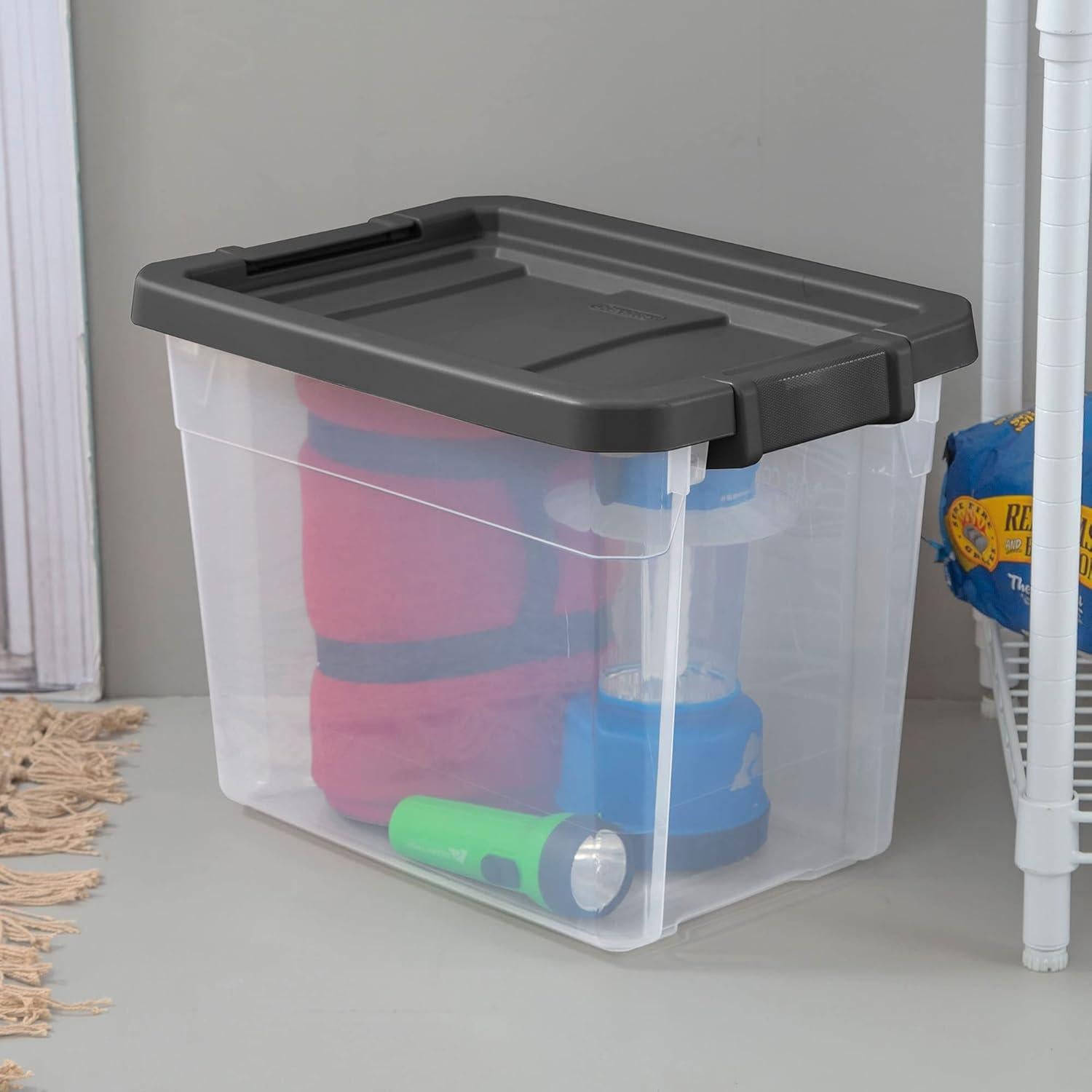 Caja Apilable Modular Transparente Sterilite 30QT 45,72x32cm