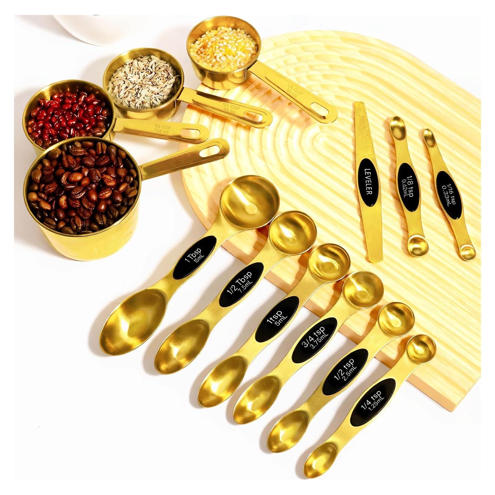 Juego de 13 Tazas y Cucharas Medidoras Sinnlicht Doradas