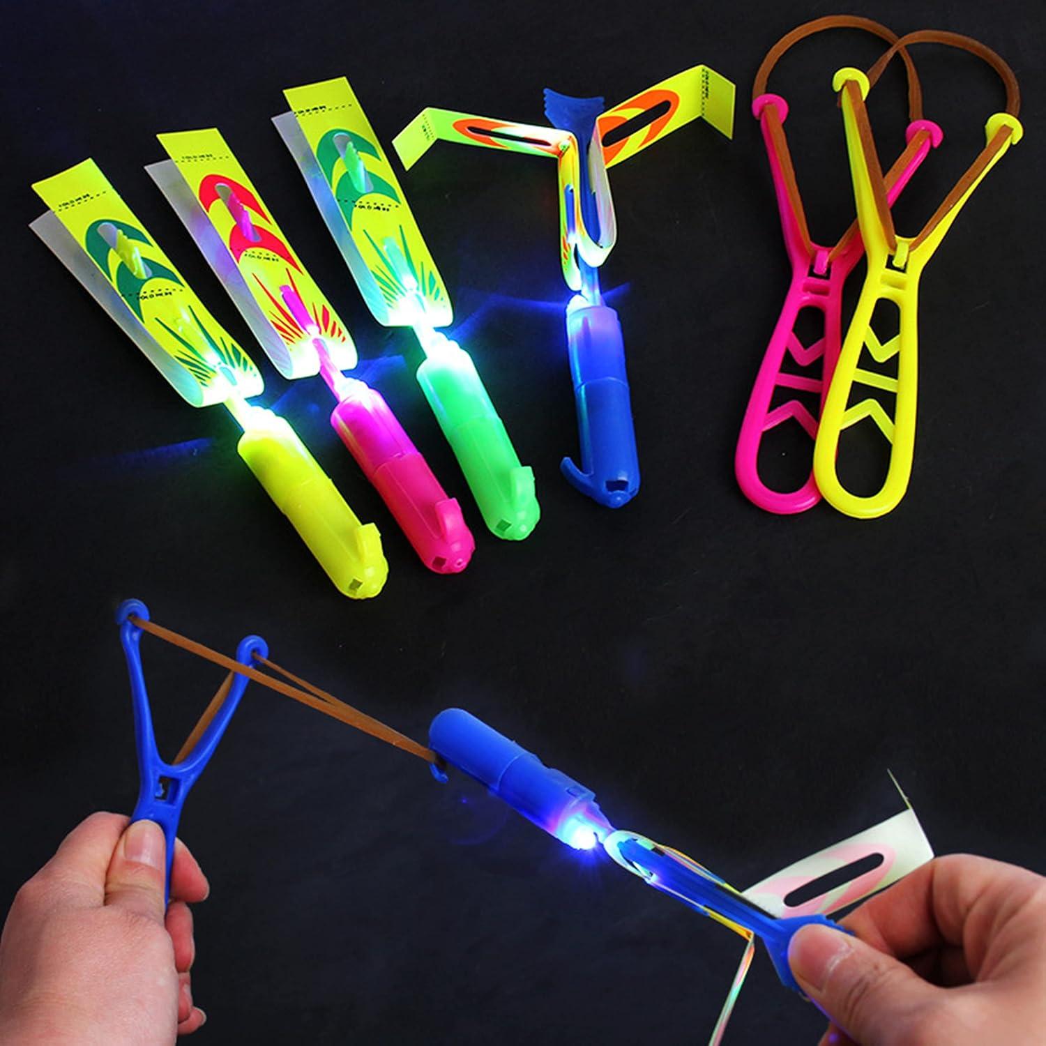 Juguetes Voladores LED TOYARA - 12 PCS para Niños 8-12 Años