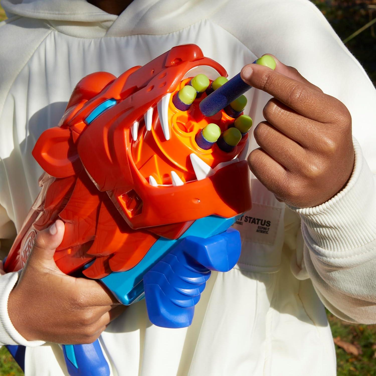Blaster Nerf Wild Lionfury con 16 Dardos para Niños