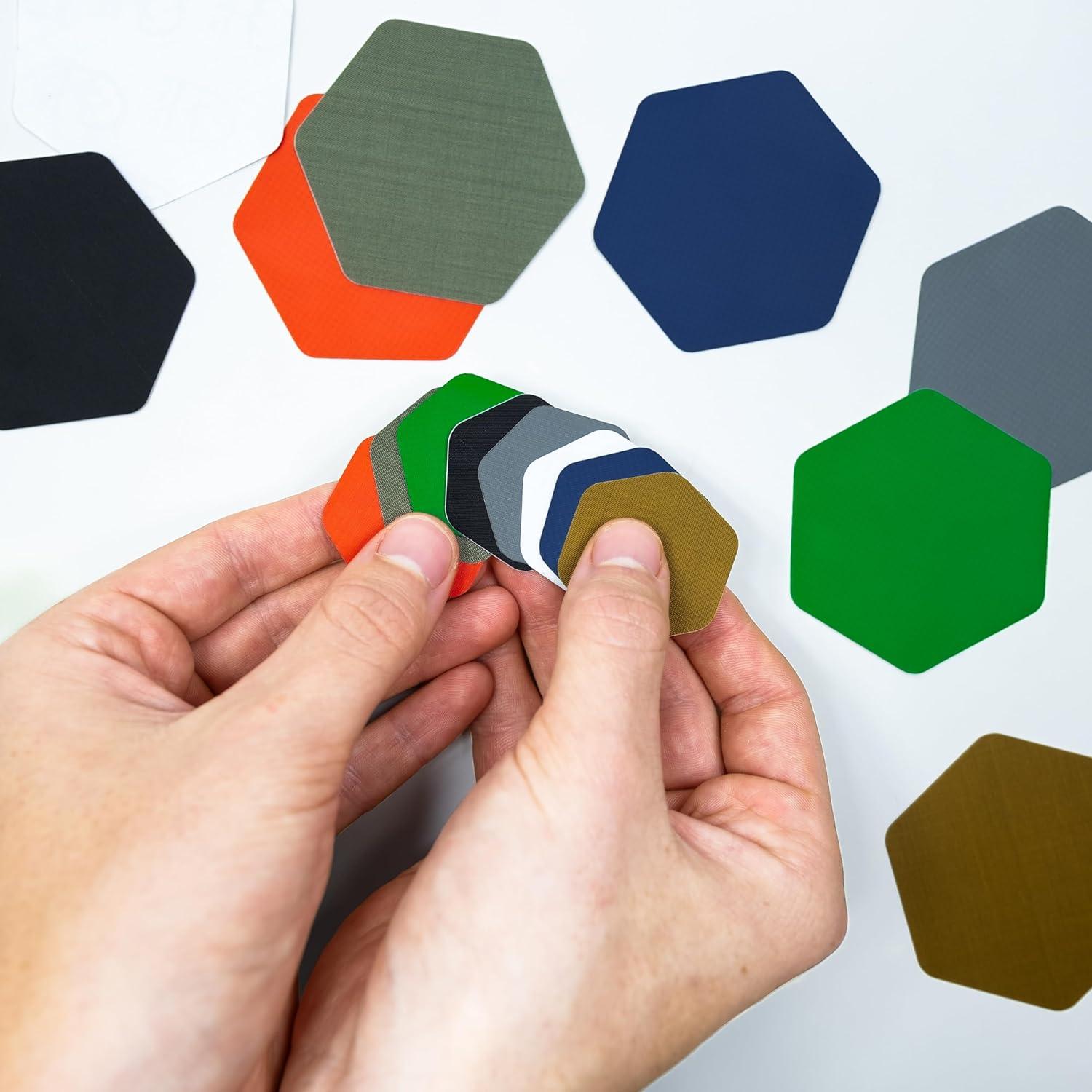 Parche Autoadhesivo GEAR AID 8 Parches Hexagonales Negro