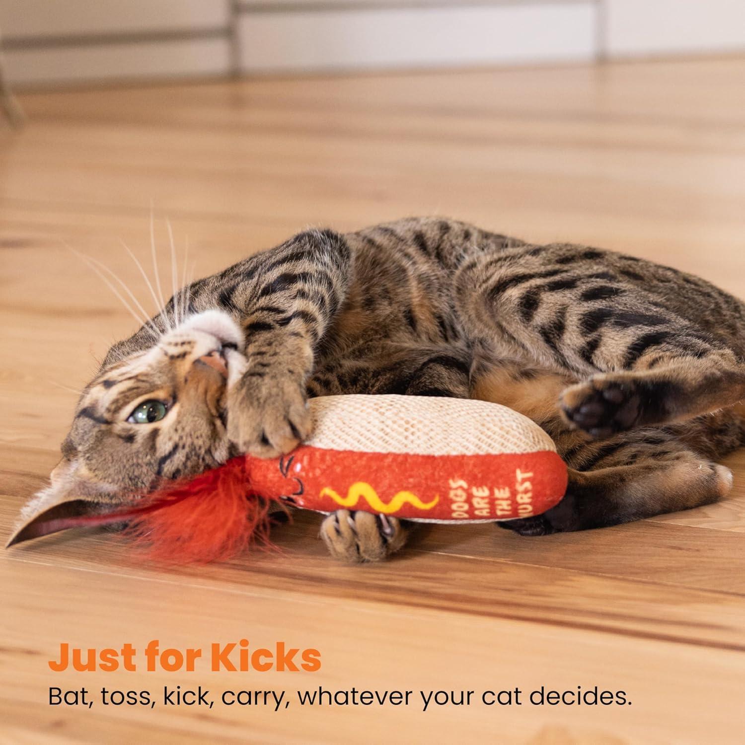 Juguete para Gatos Catstages Hot Dog Kicker con Hierba