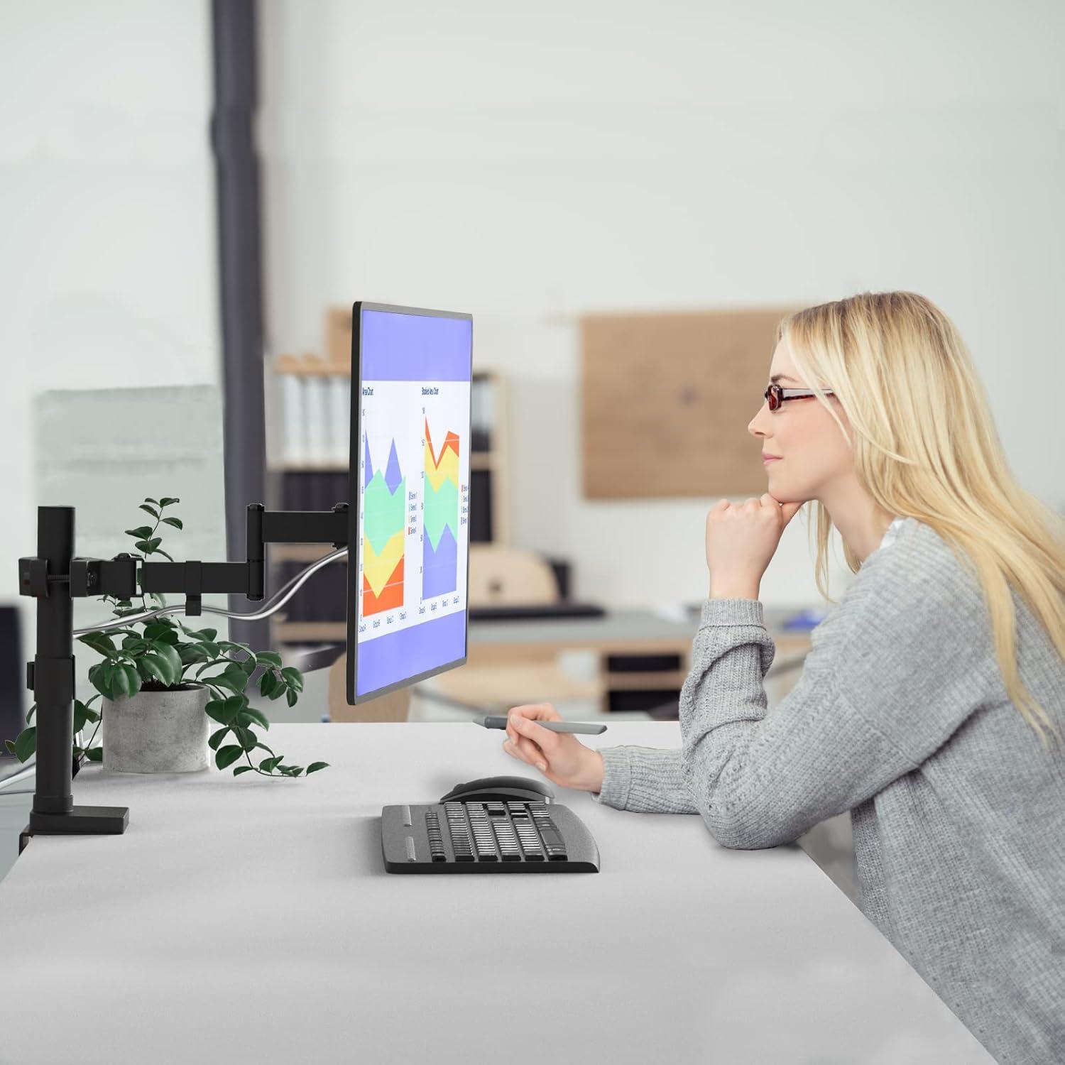 Soporte de Brazo para Monitor WALI 011ARM Ajustable 32" 7.98kg