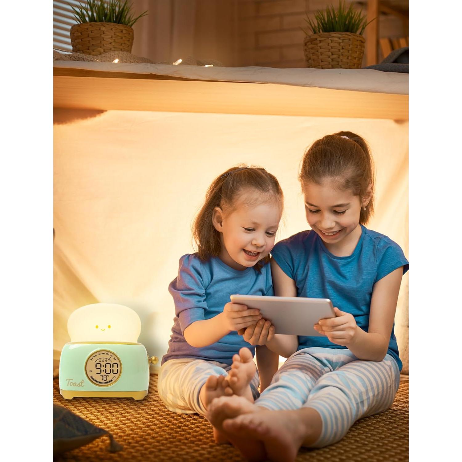 Luz Nocturna Tostadora WANIDEA con Reloj Despertador