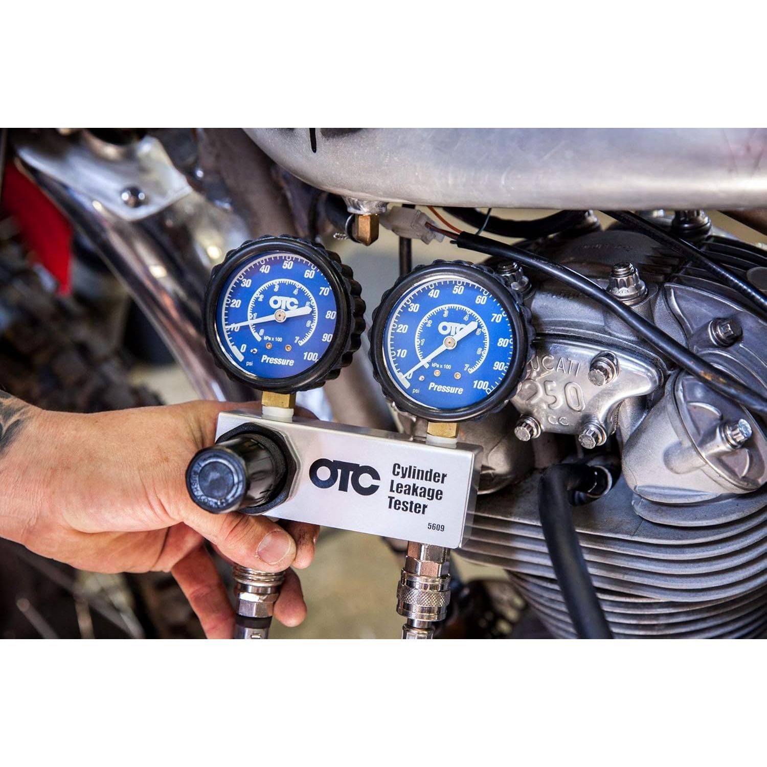 Kit de Prueba de Fugas de Cilindro OTC 5609 con Adaptadores