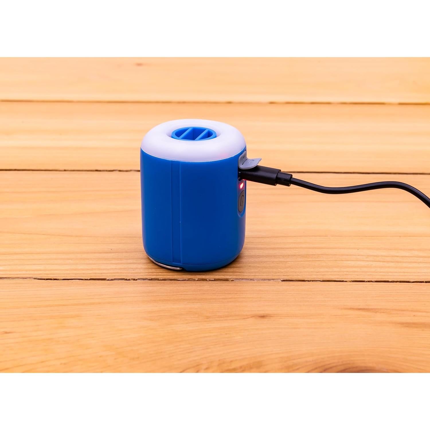 Bomba de Aire Recargable ALPS Mountaineering 3 en 1 Luz