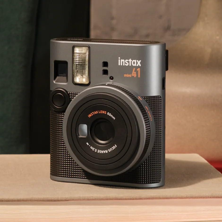 Cámara instantánea Fujifilm Instax Mini 41 + 3 paquetes de película
