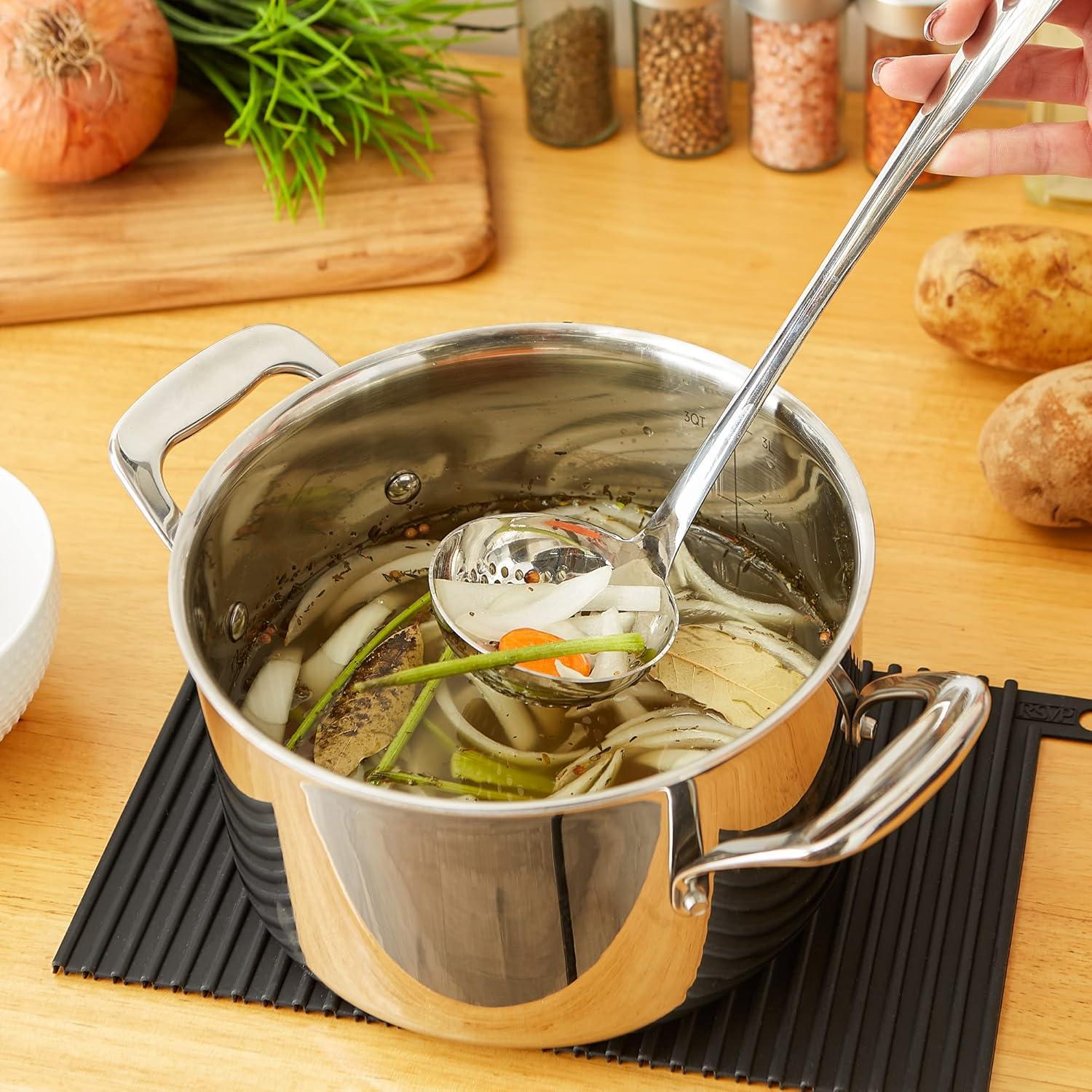 Cucharón Perforado RSVP Internacional Acero Inoxidable 32.4 cm