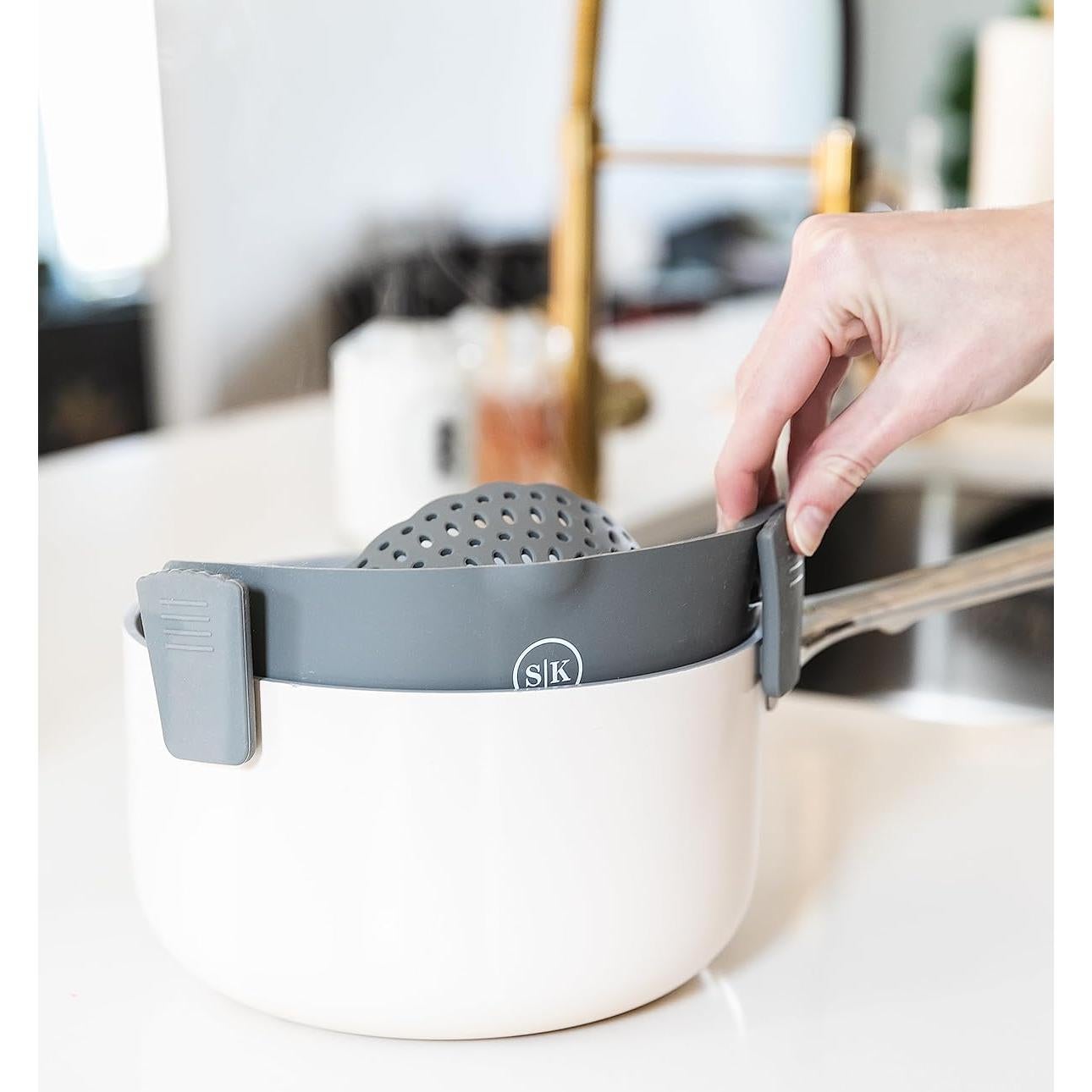 Colador de Silicona Ajustable The Silicone Kitchen - 2 Piezas Verde y Gris