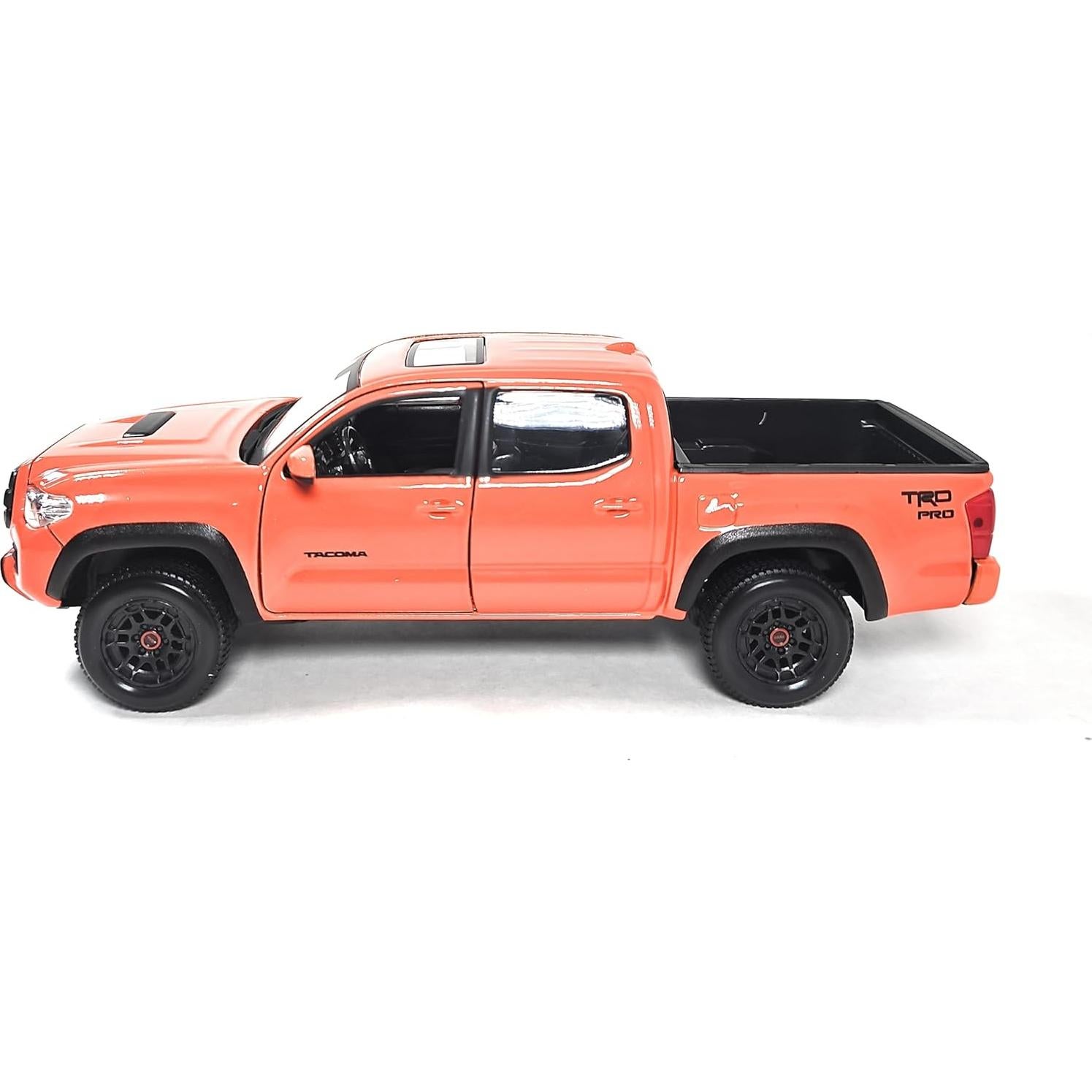 Maisto Toyota Tacoma TRD Pro 2023 a Escala 1:27